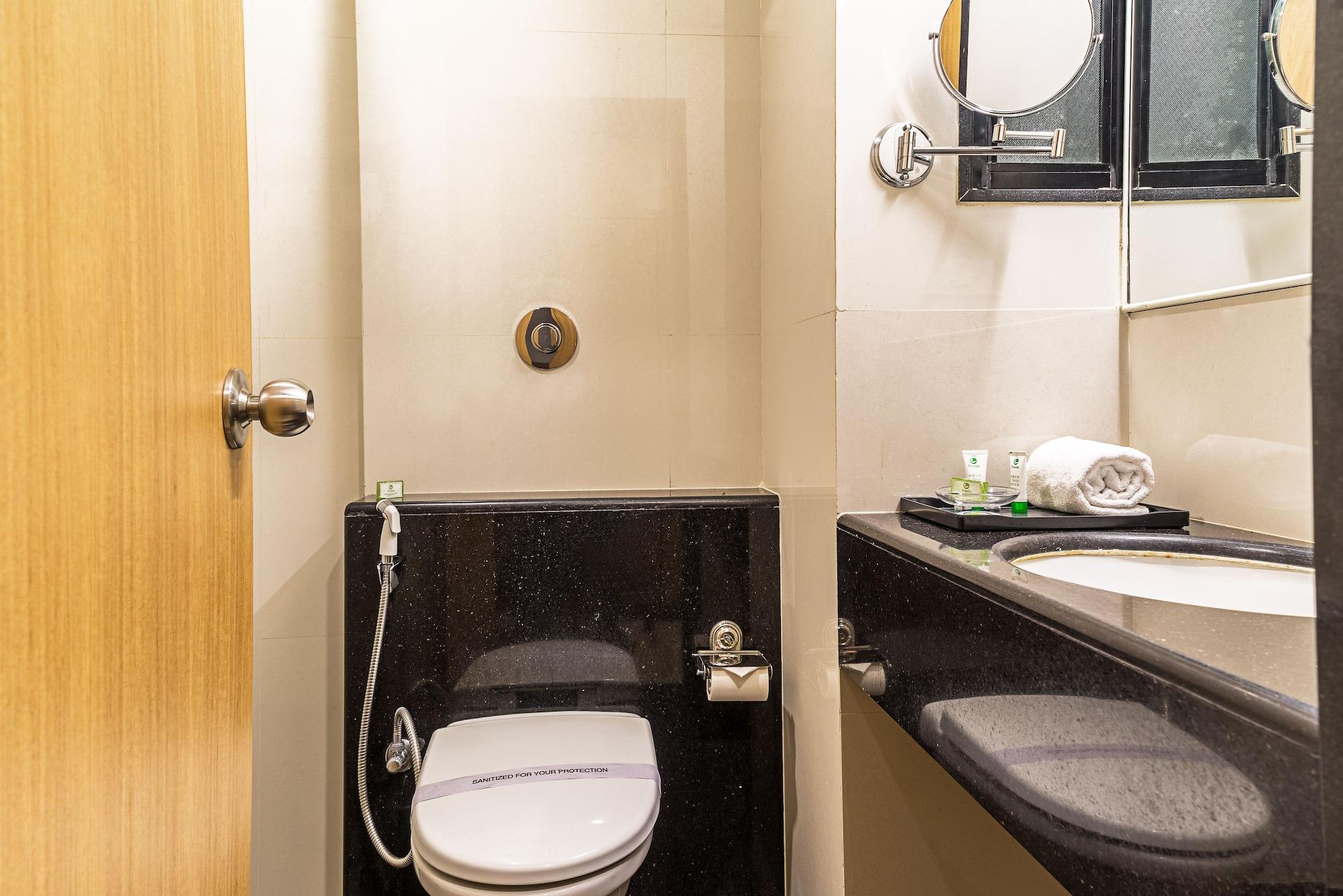 Treebo Premium Grand Emerald Pimpri-Chinchwad Zewnętrze zdjęcie