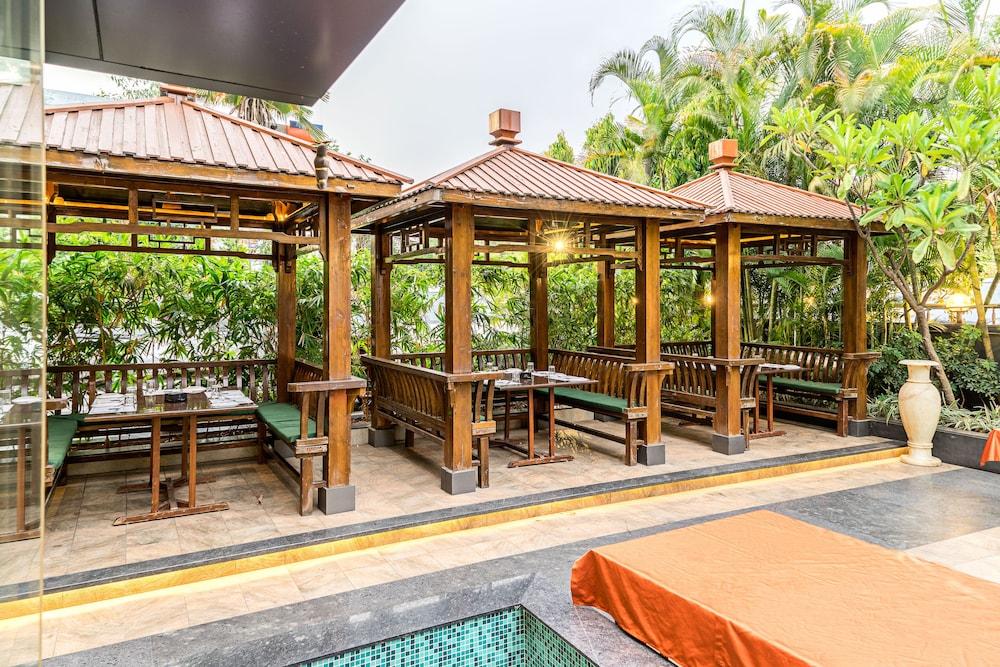 Treebo Premium Grand Emerald Pimpri-Chinchwad Zewnętrze zdjęcie