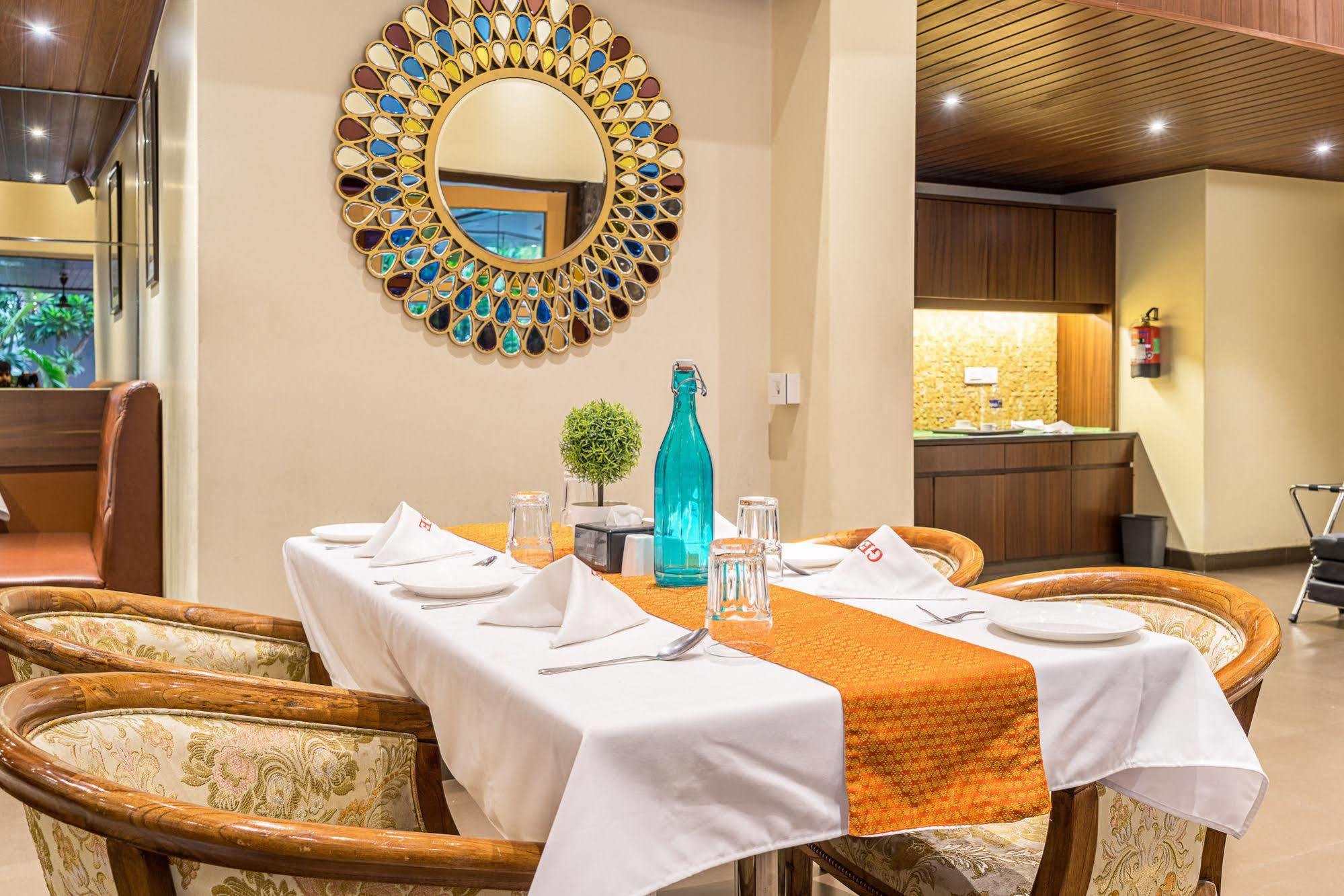 Treebo Premium Grand Emerald Pimpri-Chinchwad Zewnętrze zdjęcie