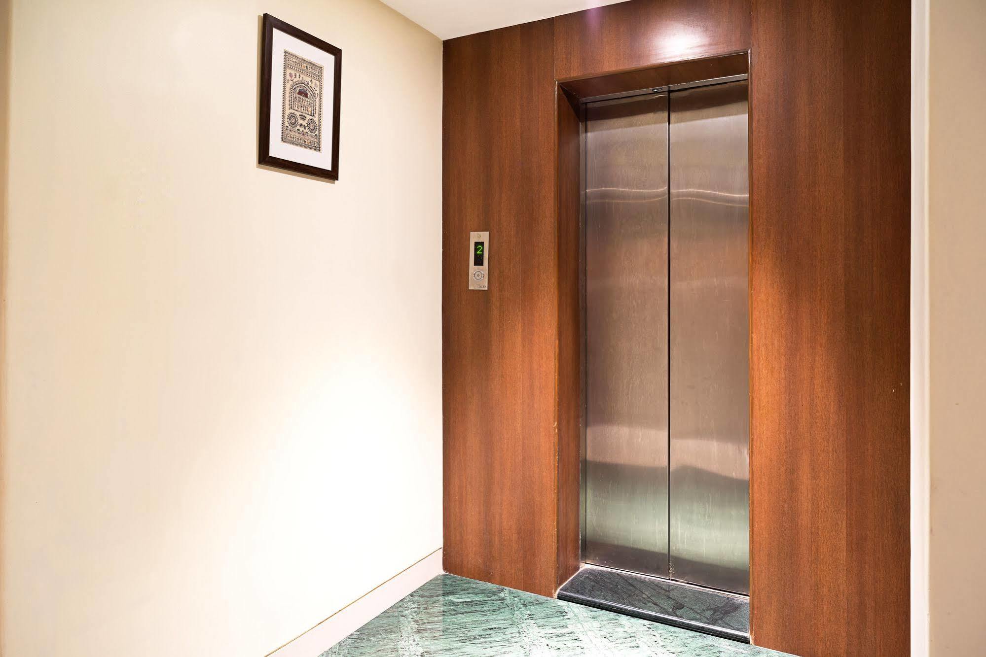 Treebo Premium Grand Emerald Pimpri-Chinchwad Zewnętrze zdjęcie